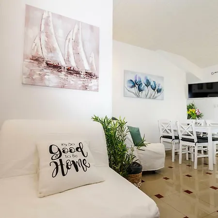 Sea View Cozy With Parking, Close To The Beach! Zaboric