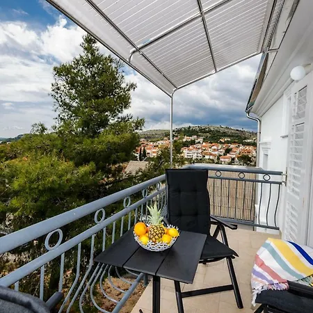 Sea View Cozy With Parking, Close To The Beach! Apartment *