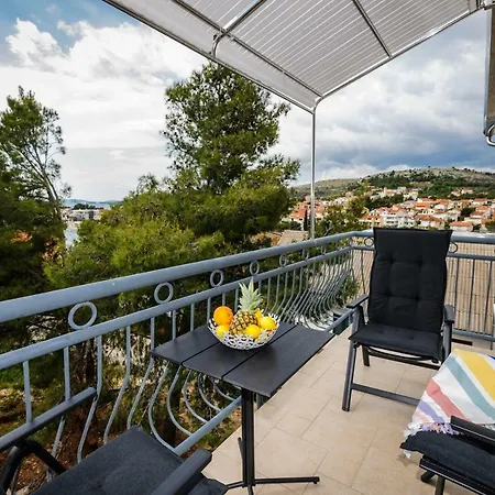 Sea View Cozy With Parking, Close To The Beach! Apartment