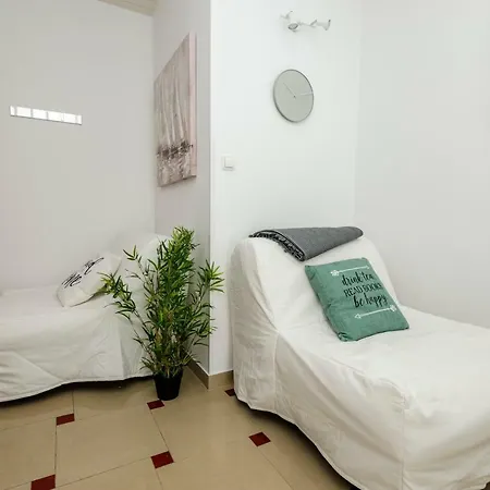 Apartment Sea View Cozy With Parking, Close To The Beach!